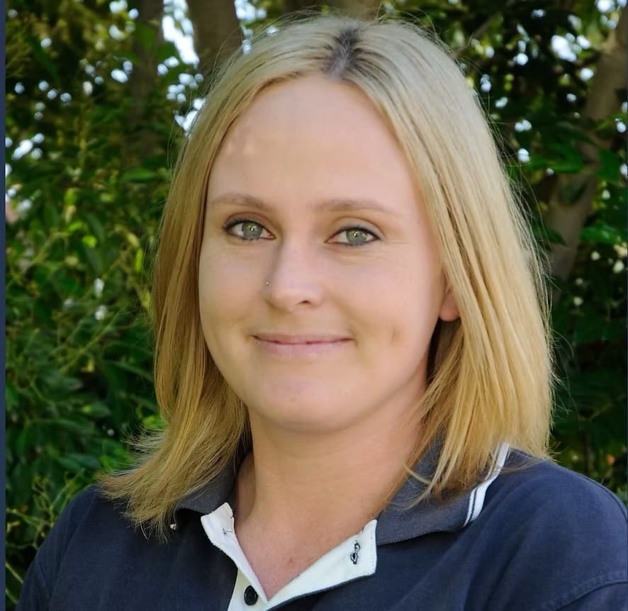 Amber, Centre Director